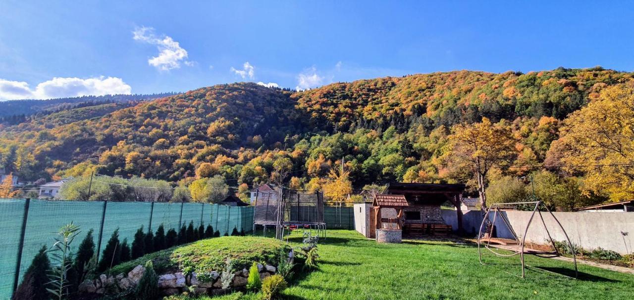 Villa Vrelo Bosne ซาราเยโว ภายนอก รูปภาพ