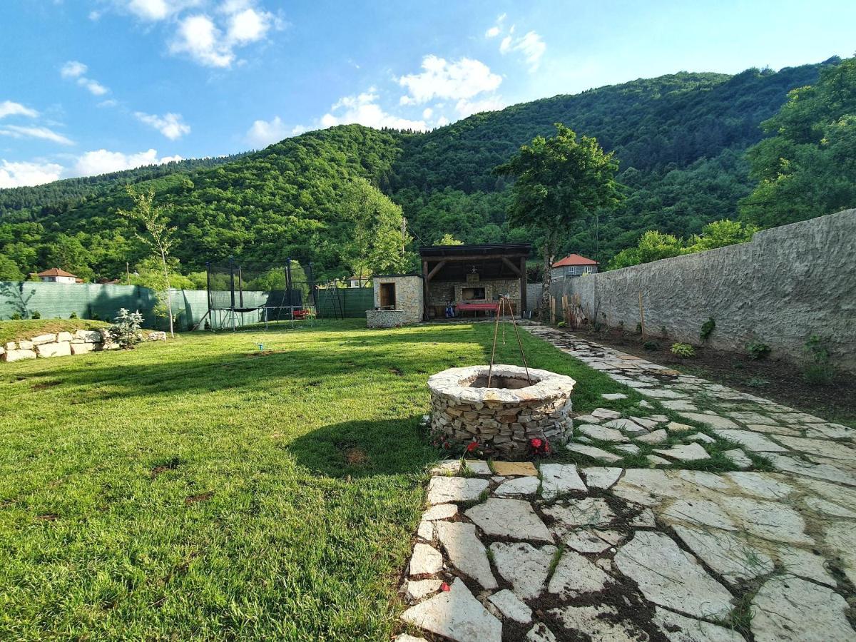 Villa Vrelo Bosne ซาราเยโว ภายนอก รูปภาพ
