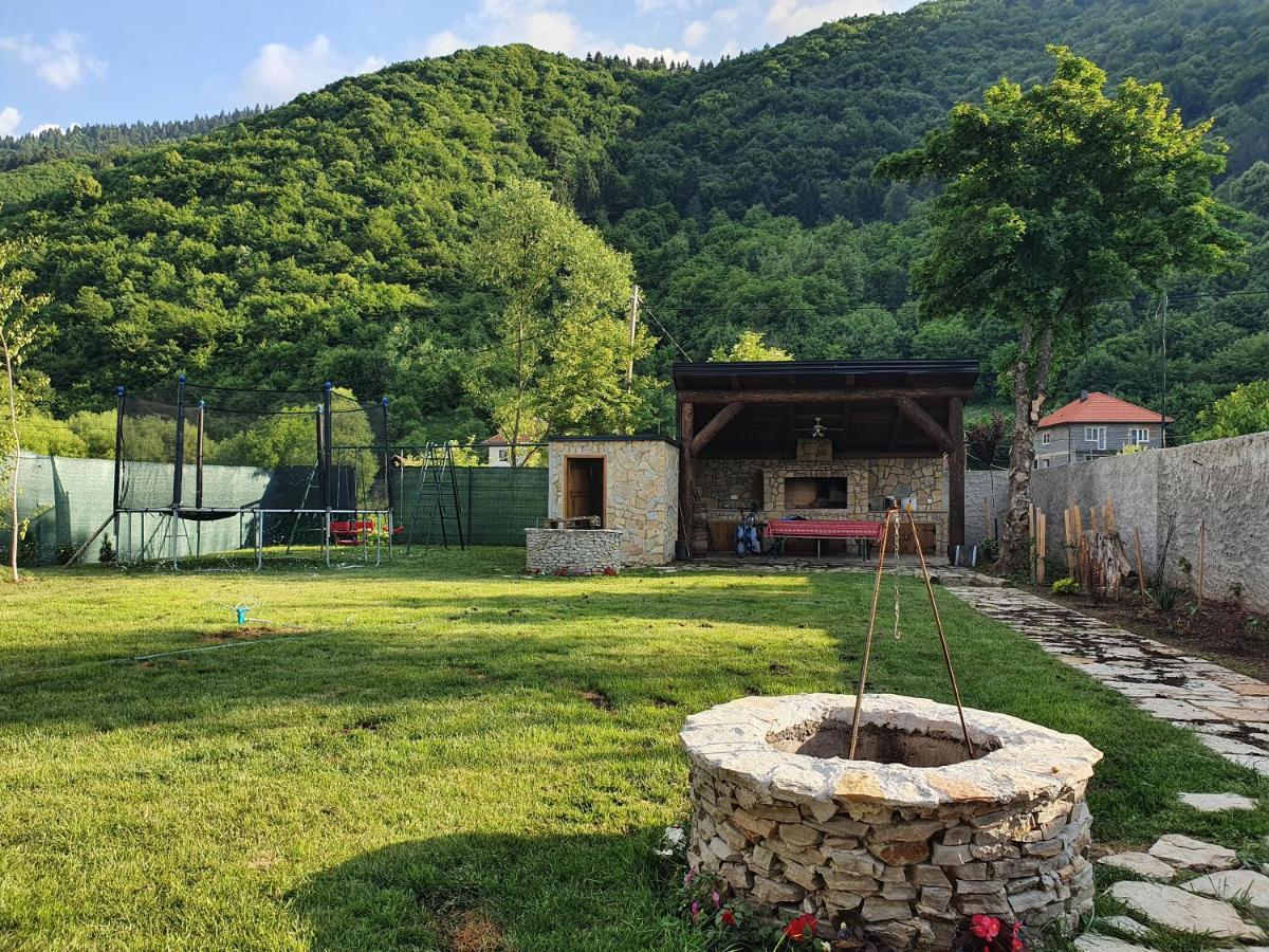 Villa Vrelo Bosne ซาราเยโว ภายนอก รูปภาพ